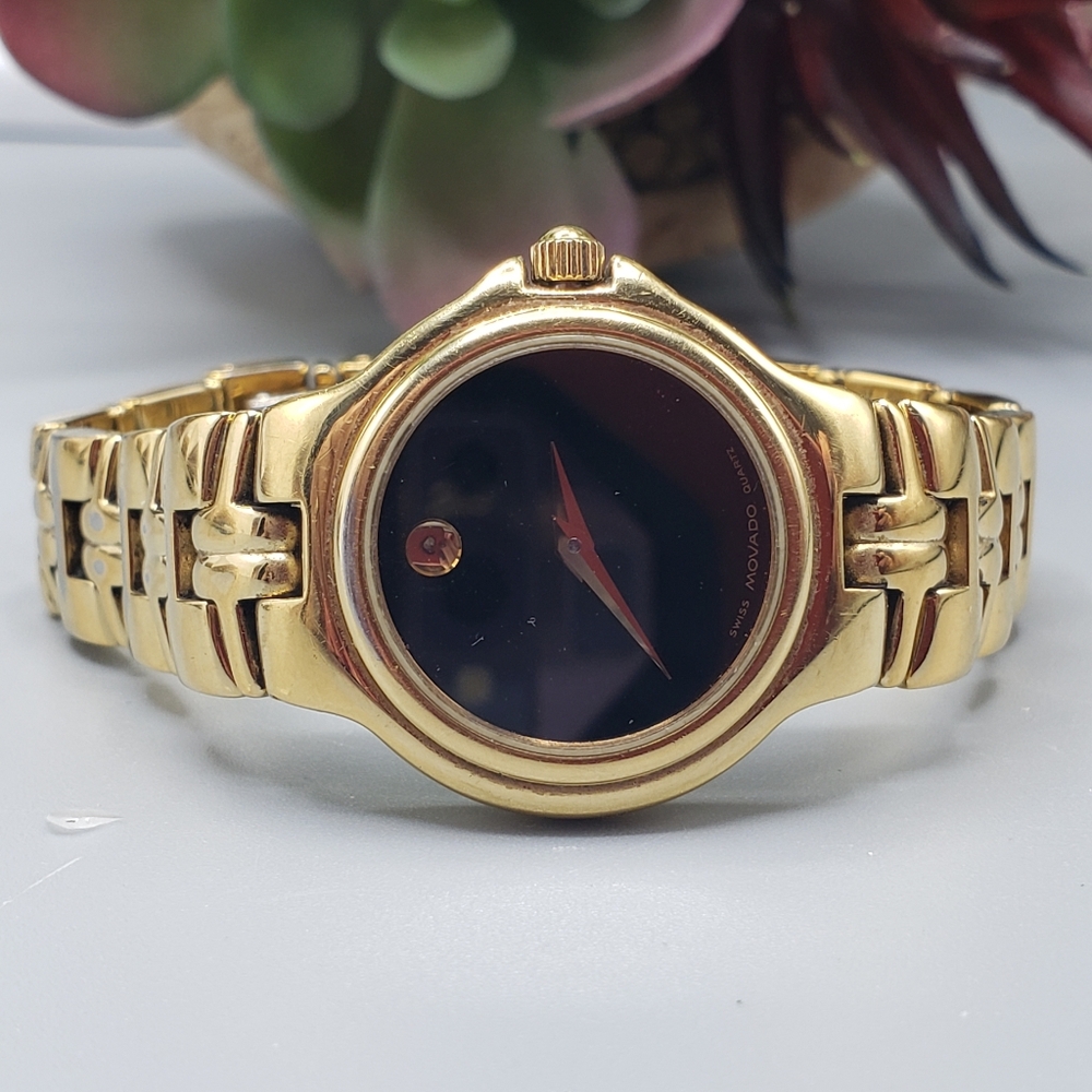 Movado Gold Link w/ Black Dial - Museum Olympian Unisex w/ New Battery